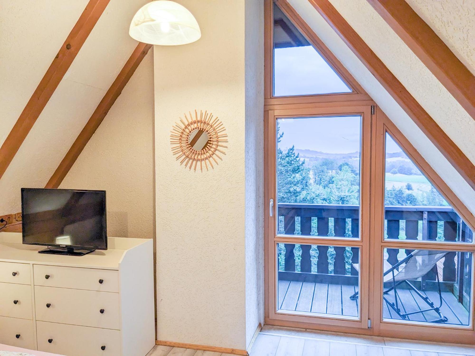 סבניץ B8 Urlaubsmagie Bergsteigerwohnung Mit Balkon Mit Aussicht Aufs Elbsandsteingebirge מראה חיצוני תמונה